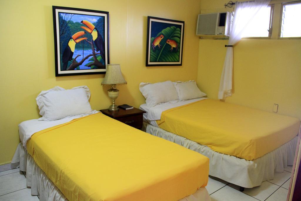 洛斯西斯内罗斯公寓酒店 马那瓜湖 客房 照片